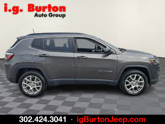Certified 2022 Jeep Compass Latitude AWD/4WD image 7