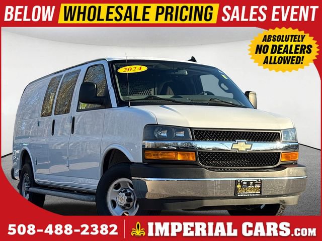 Used 2024 Chevrolet Express 2500 w/ Driver Convenience Package image 1