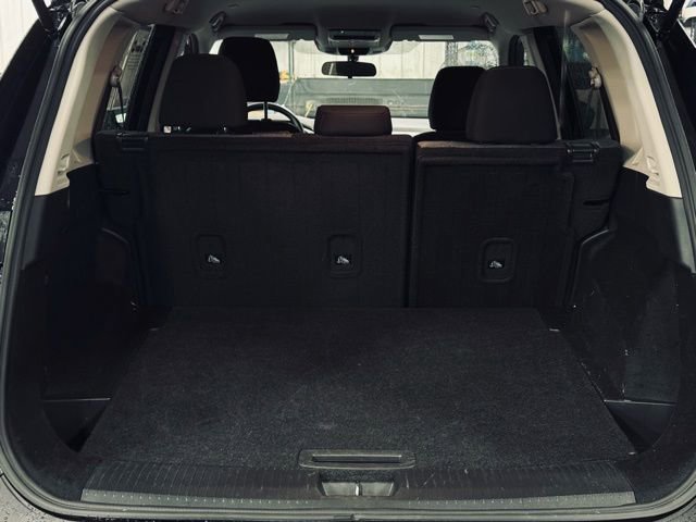 Used 2023 Nissan Rogue SV image 10