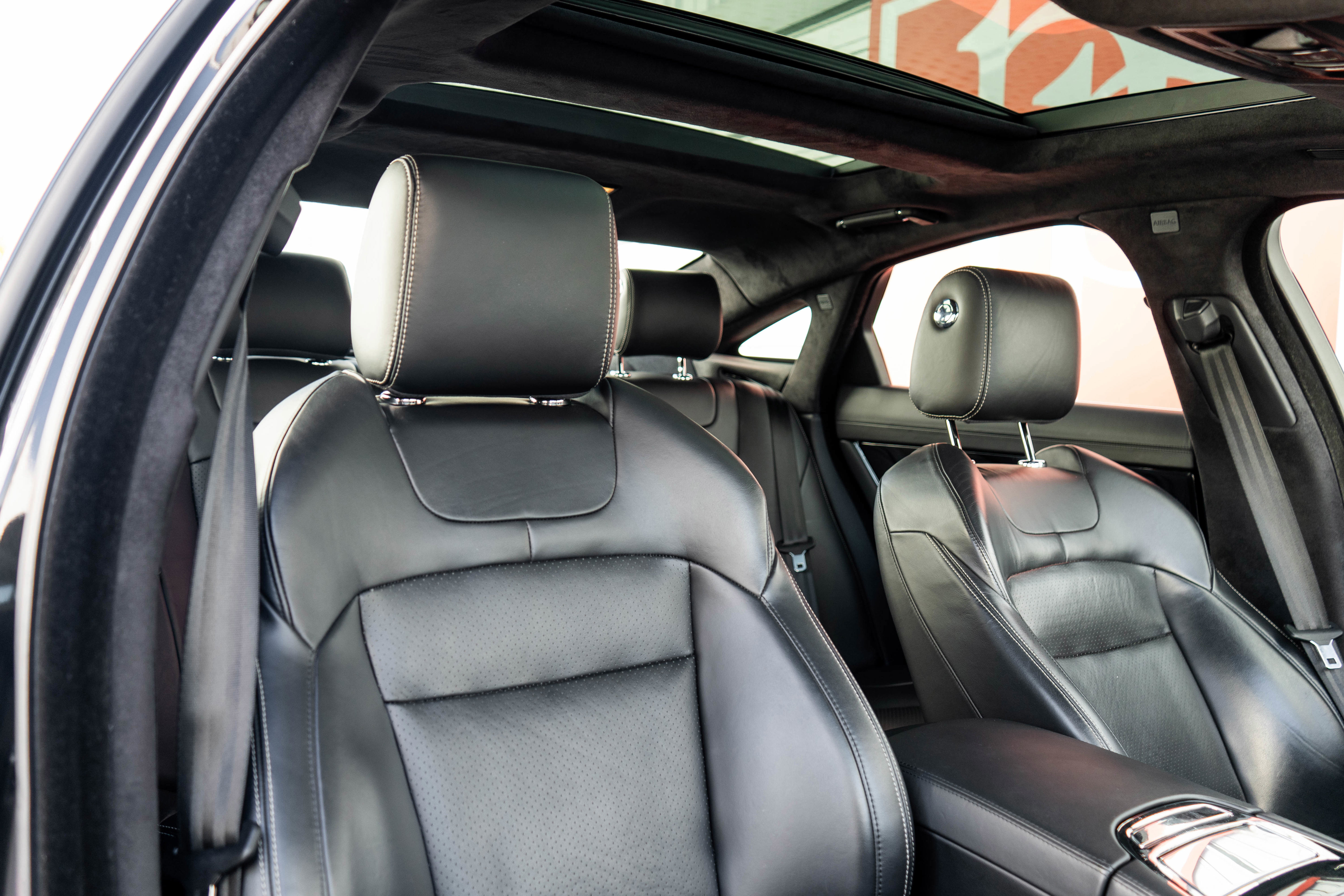 Used 2015 Jaguar XJ image 27