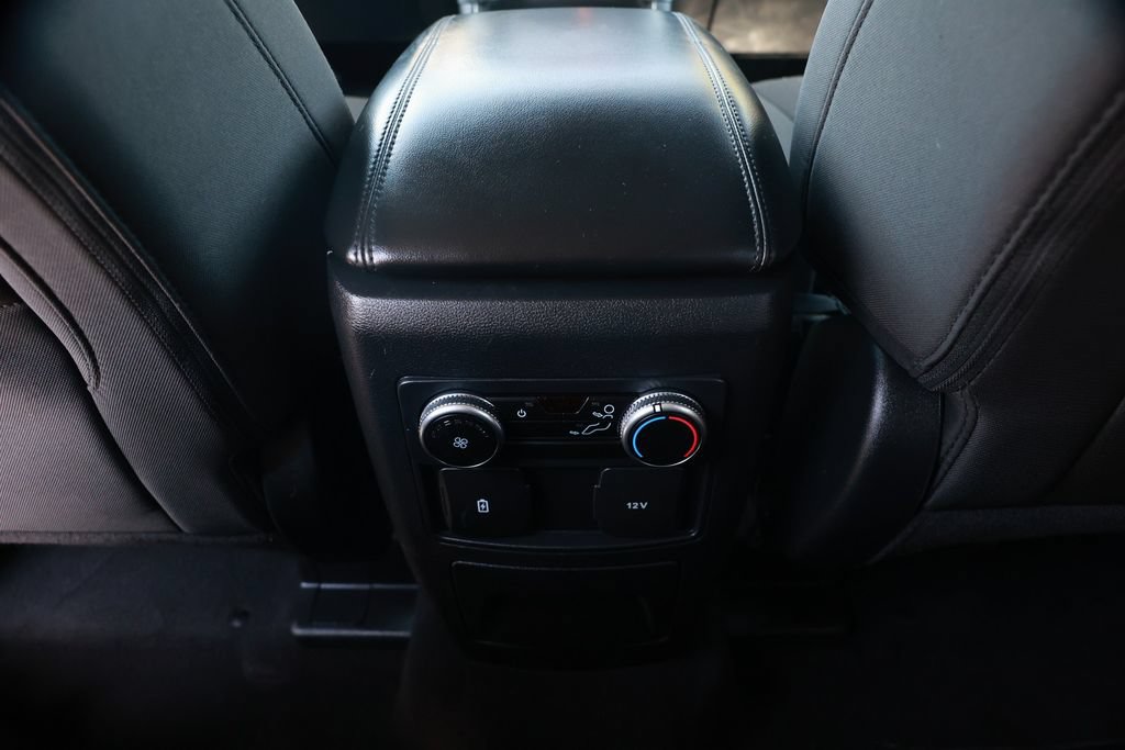 Used 2022 Ford Explorer XLT RWD image 31