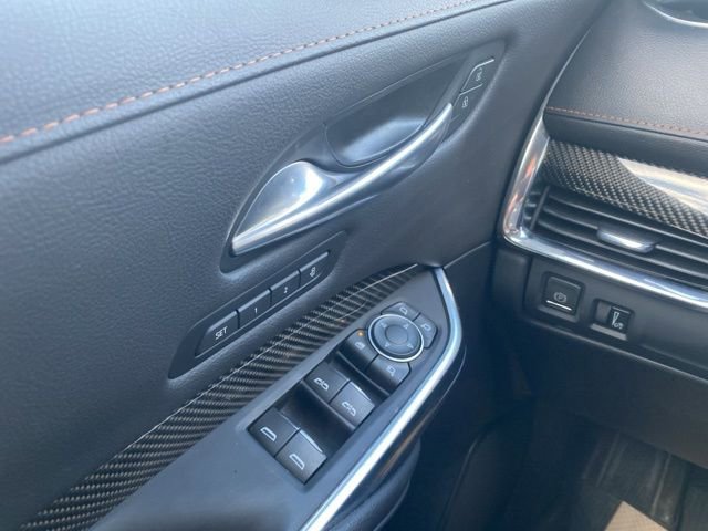 Used 2023 Cadillac XT4 Sport w/ Enhanced Visibility Package image 18