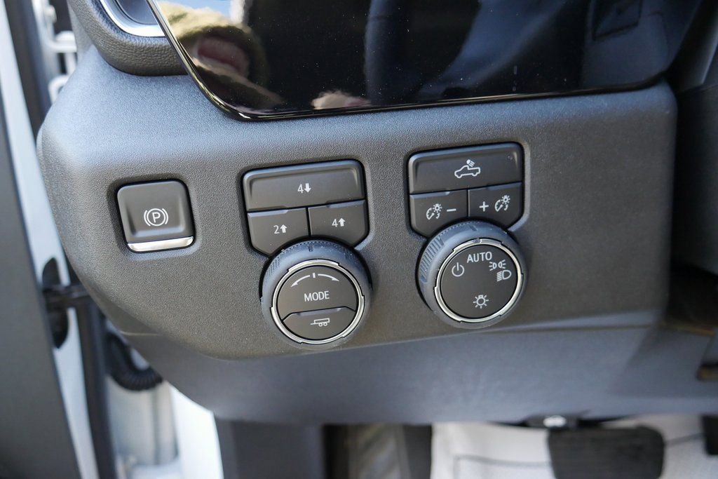 New 2026 Chevrolet Silverado 2500 LT w/ Snow Plow Prep/Camper Package image 11