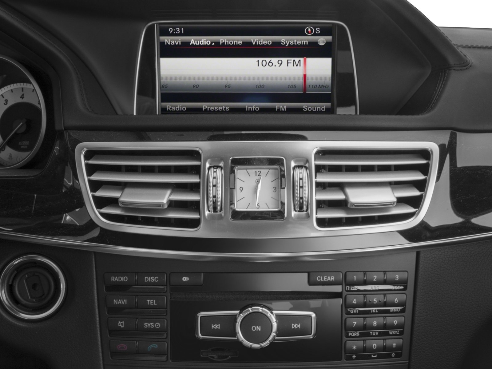 Used 2016 Mercedes-Benz E 350 4MATIC Sedan image 10