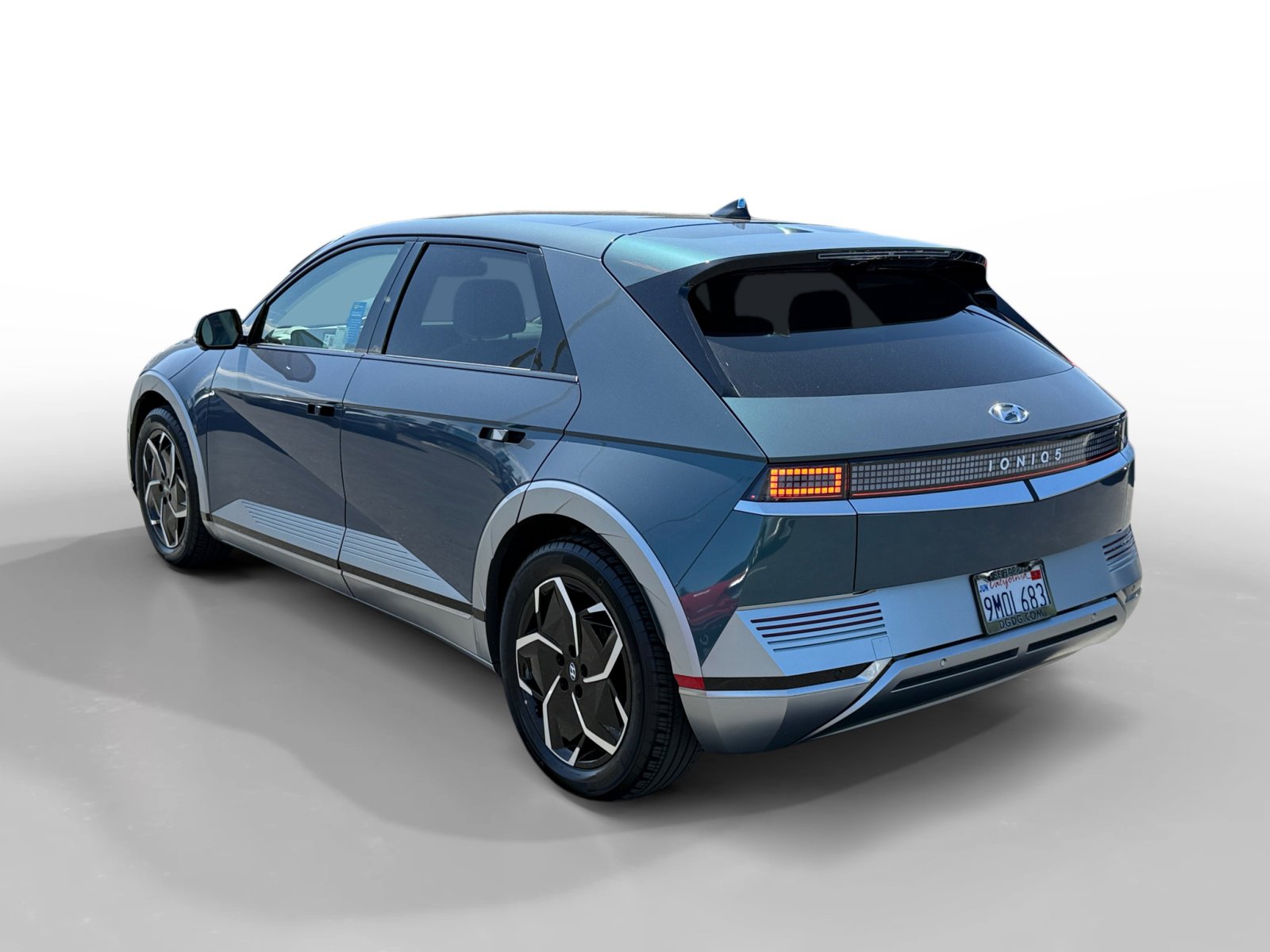 Certified 2024 Hyundai Ioniq 5 Limited RWD image 3