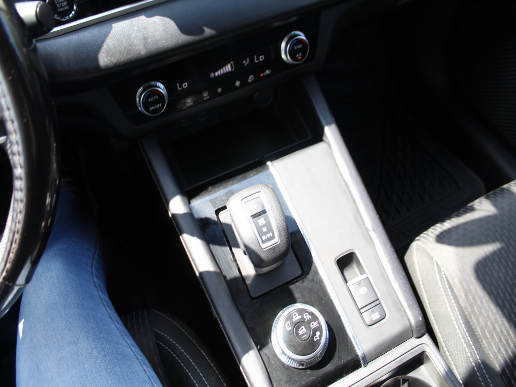 Used 2022 Mitsubishi Outlander ES FWD image 18