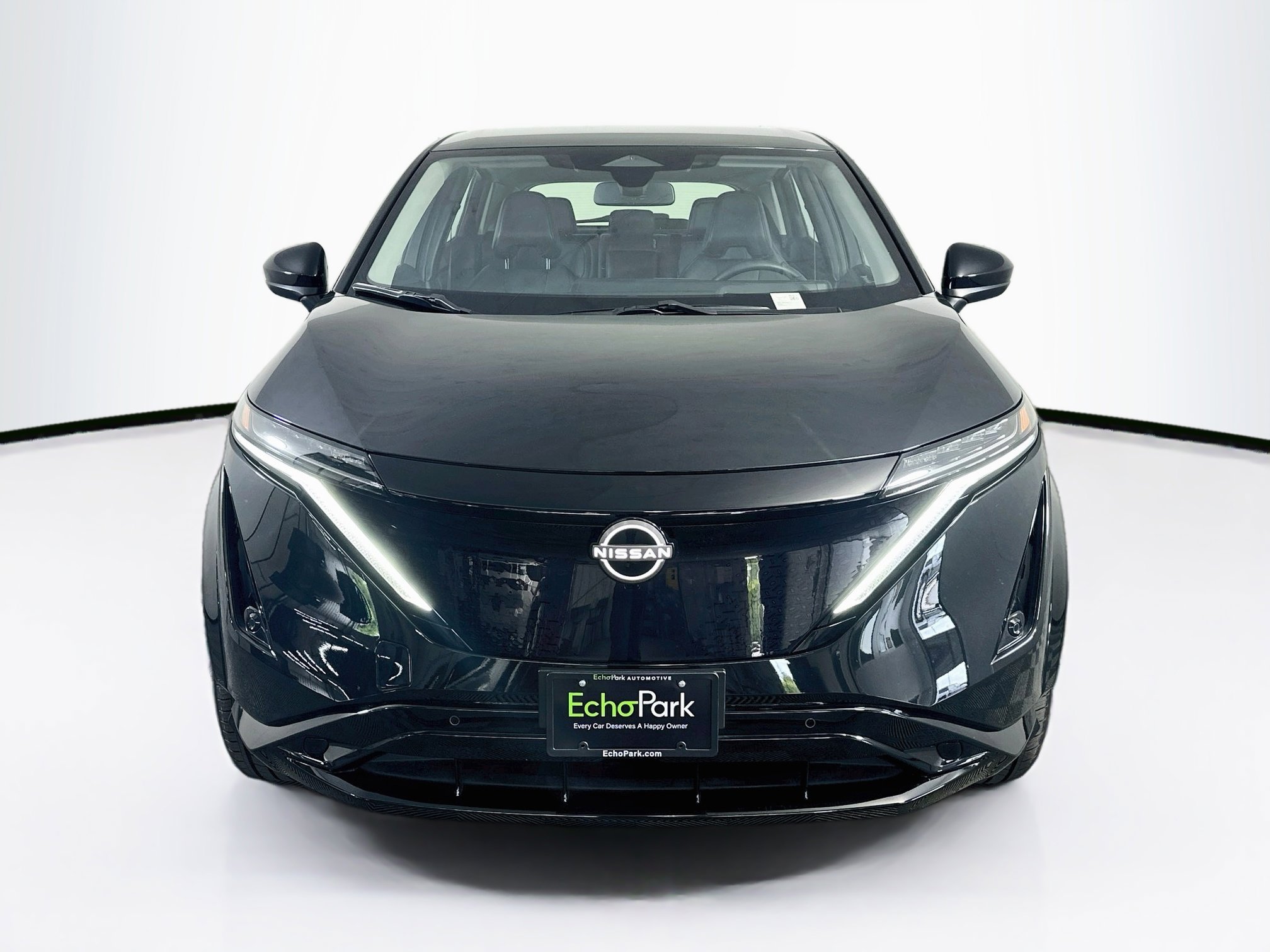 Used 2023 Nissan Ariya FWD image 2