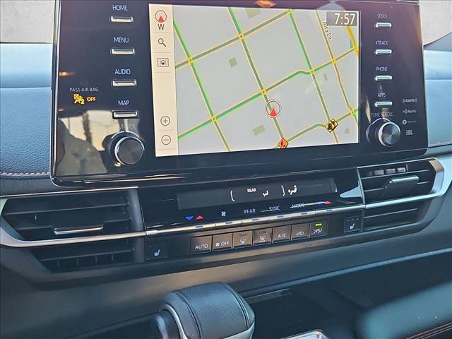 Used 2021 Toyota Sienna XSE w/ XSE Plus Package image 15