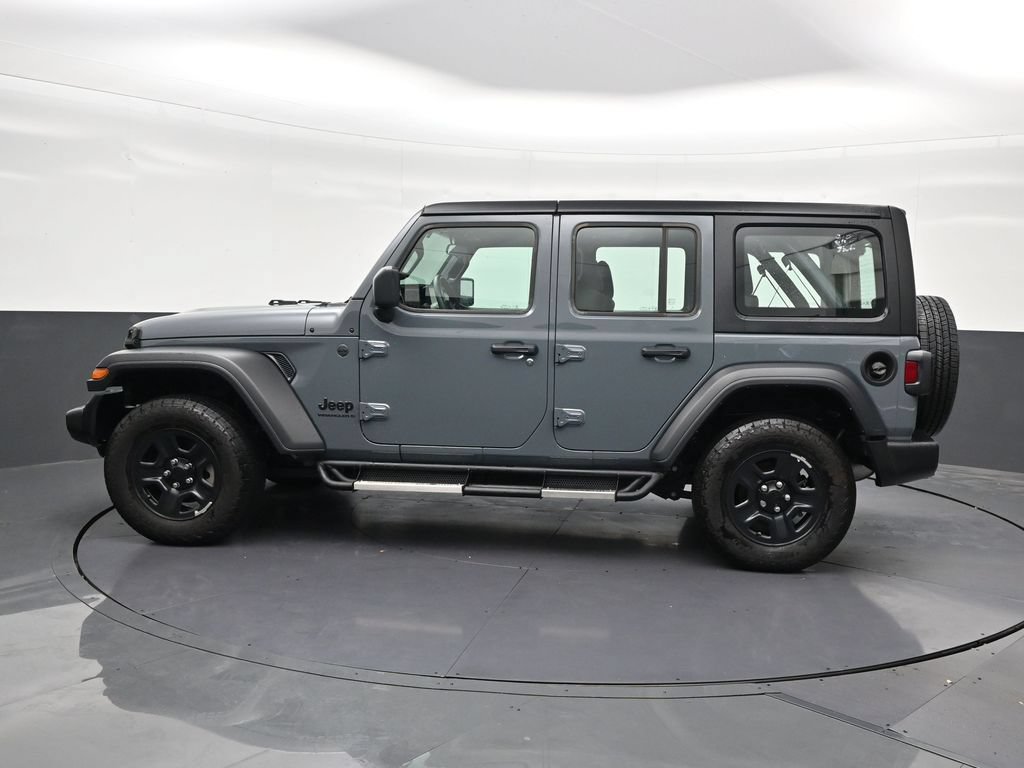 Used 2026 Jeep Wrangler Unlimited Sport AWD/4WD image 2