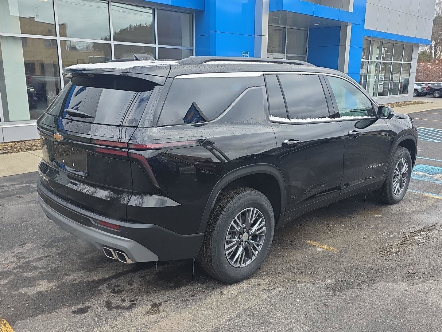 New 2026 Chevrolet Traverse LT w/ Driver Confidence Package image 8