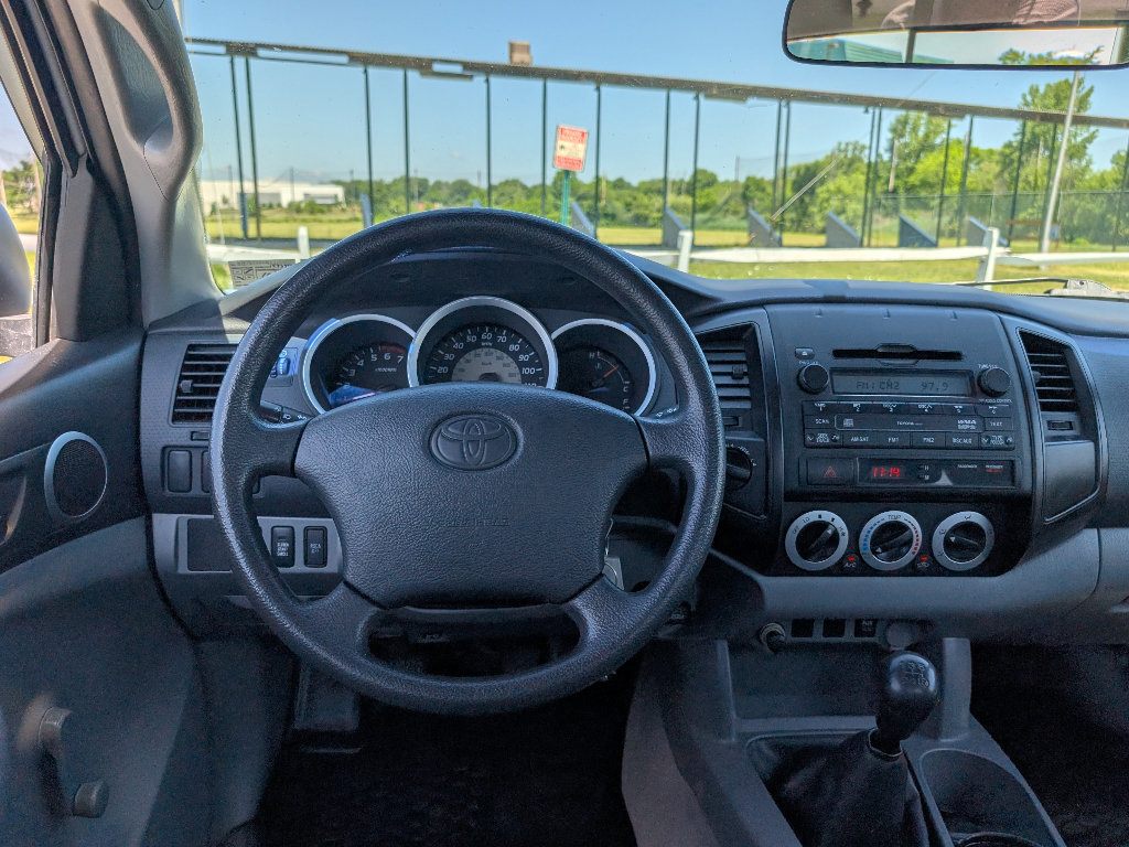 Used 2009 Toyota Tacoma 4x4 Regular Cab image 23