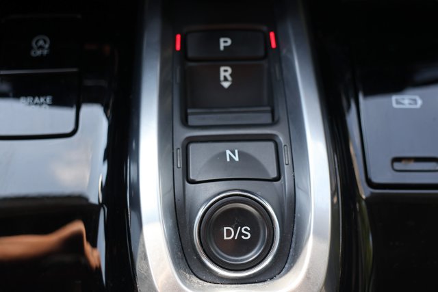 Used 2023 Acura MDX w/ Technology Package AWD/4WD image 20