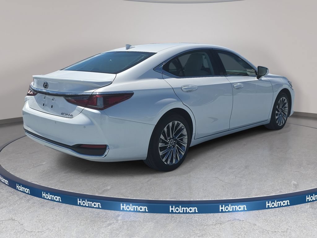Used 2024 Lexus ES 300h w/ Technology Package FWD image 6
