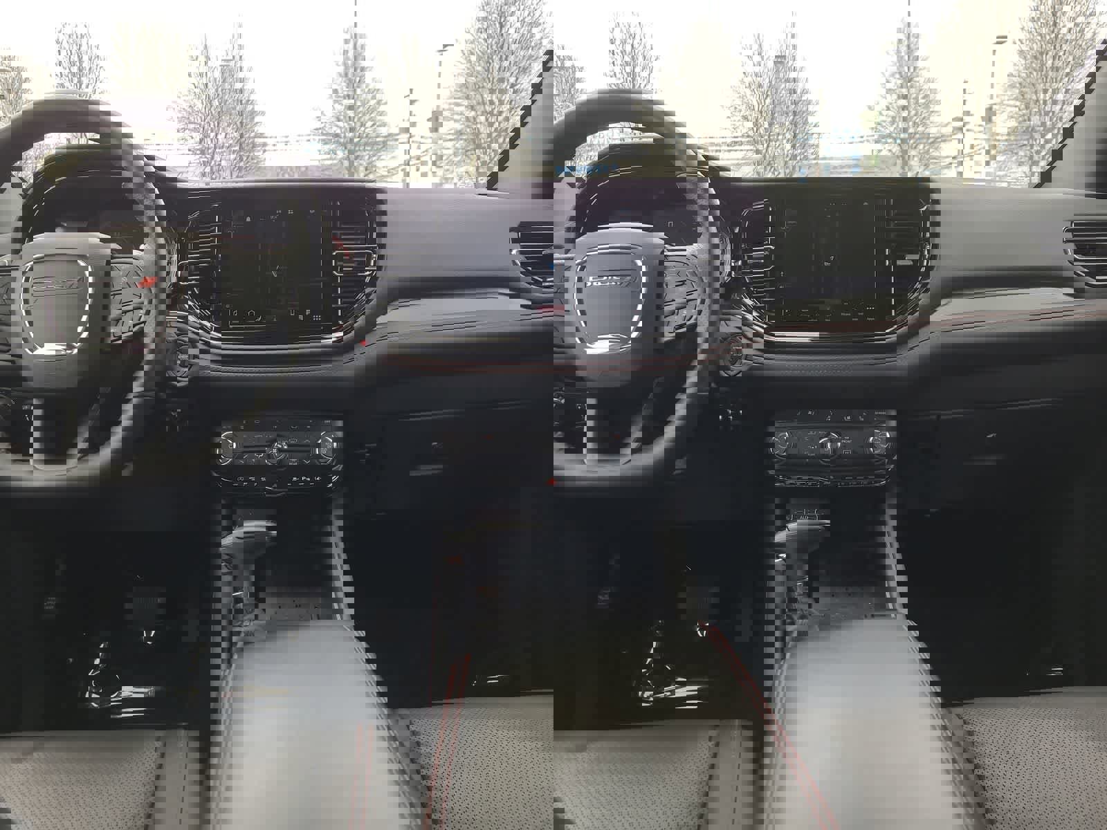 Used 2025 Dodge Durango GT image 18