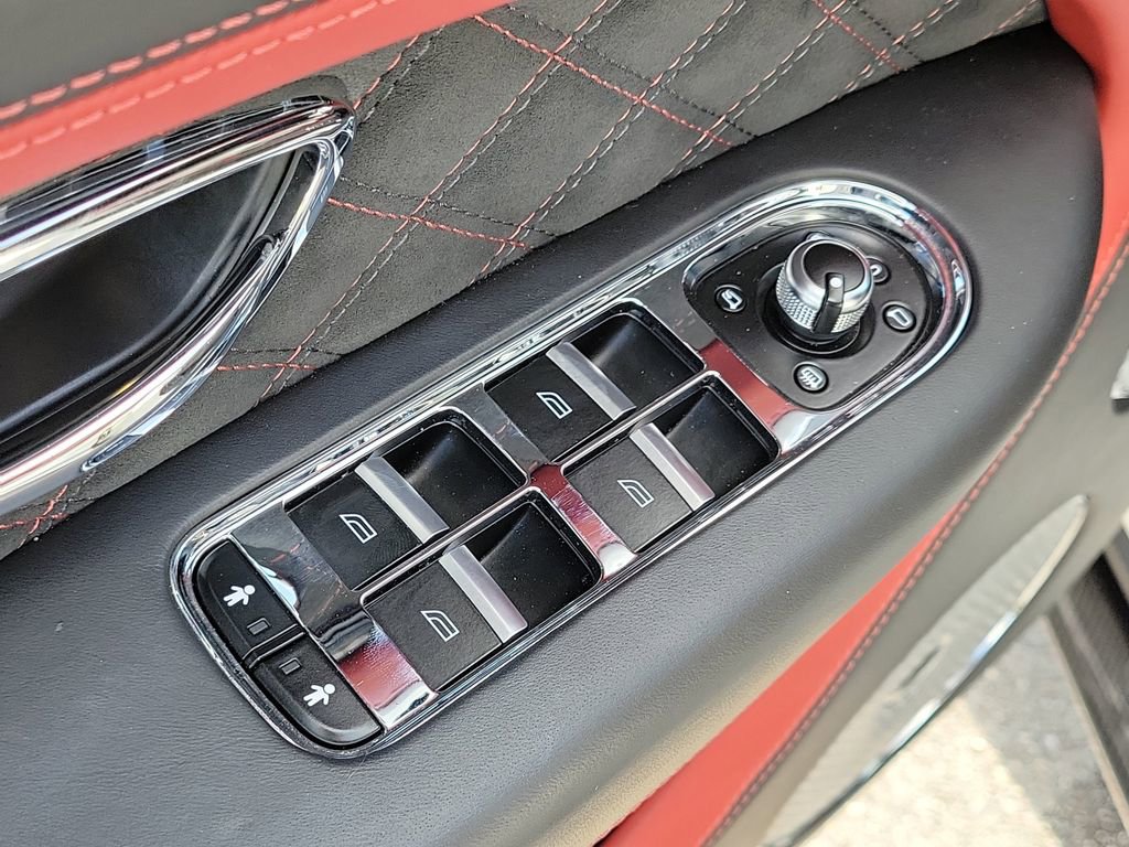 Used 2021 Bentley Bentayga Speed image 26