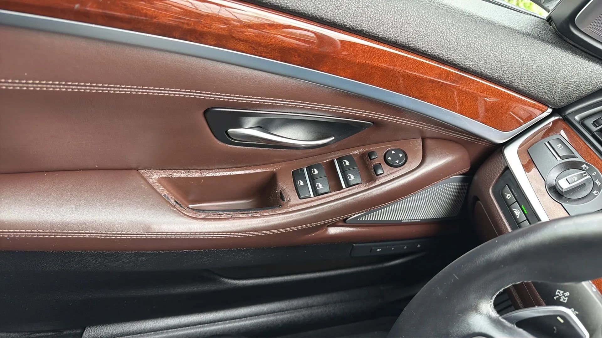 Used 2016 BMW 550i xDrive Sedan AWD/4WD image 21