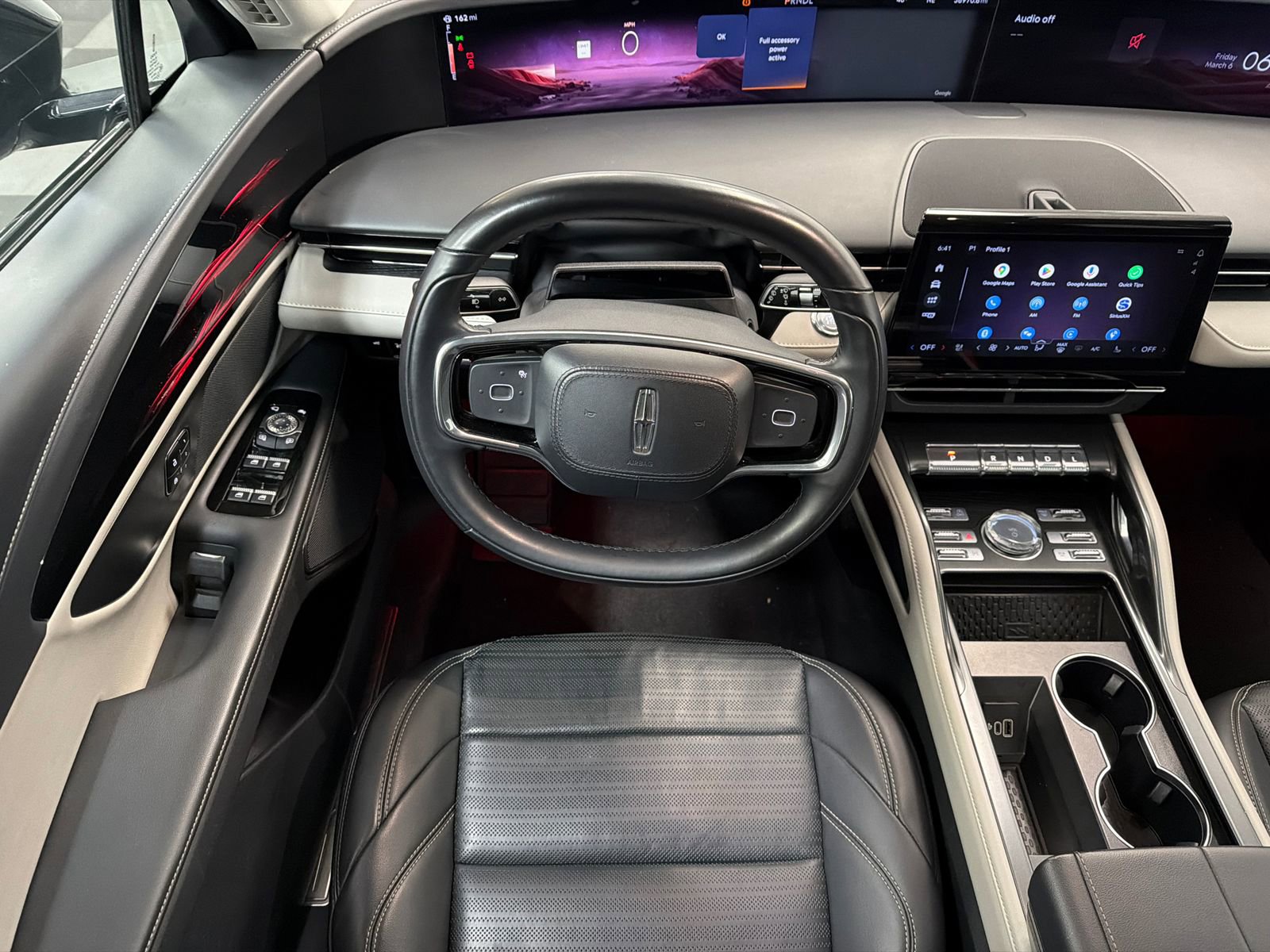 Used 2024 Lincoln Nautilus Reserve image 21