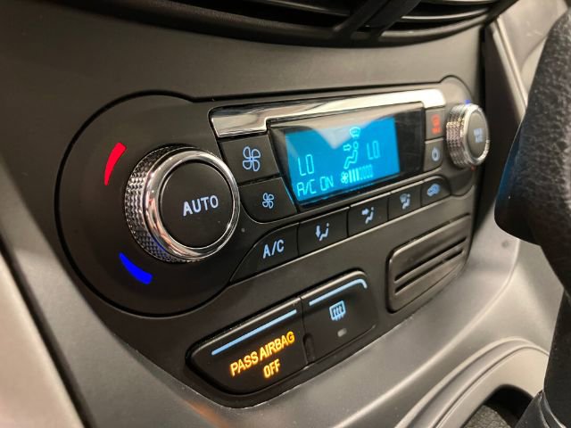 Used 2016 Ford Escape SE w/ Equipment Group 201A AWD/4WD image 31