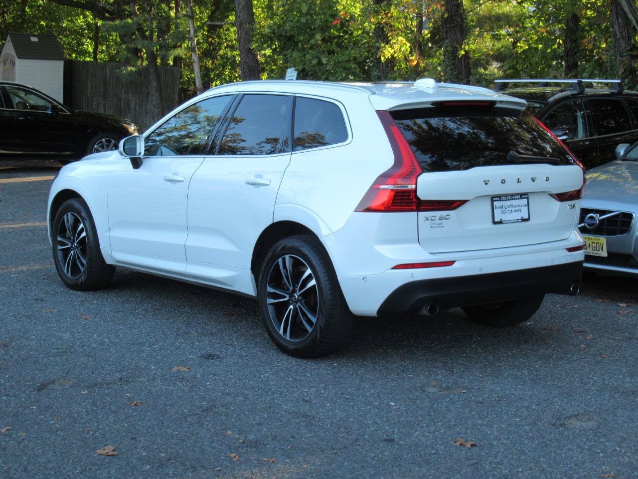 Used 2018 Volvo XC60 T6 Momentum AWD/4WD image 4
