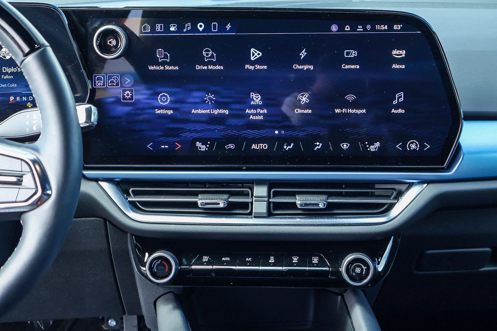 Used 2024 Chevrolet Equinox EV LT w/ Active Safety Package 3 AWD/4WD image 10