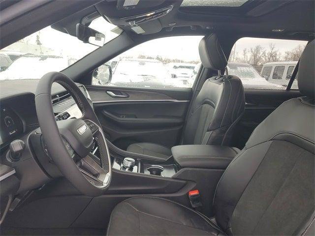 New 2026 Jeep Grand Cherokee Altitude AWD/4WD image 18