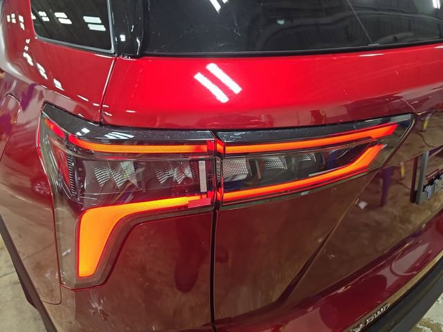 New 2026 Chevrolet Equinox LT image 36