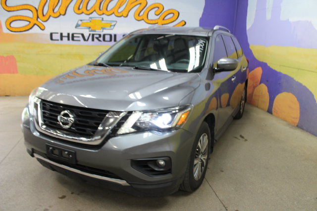 Used 2020 Nissan Pathfinder SV AWD/4WD image 4