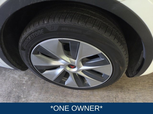 Used 2021 Tesla Model Y Long Range AWD/4WD image 3