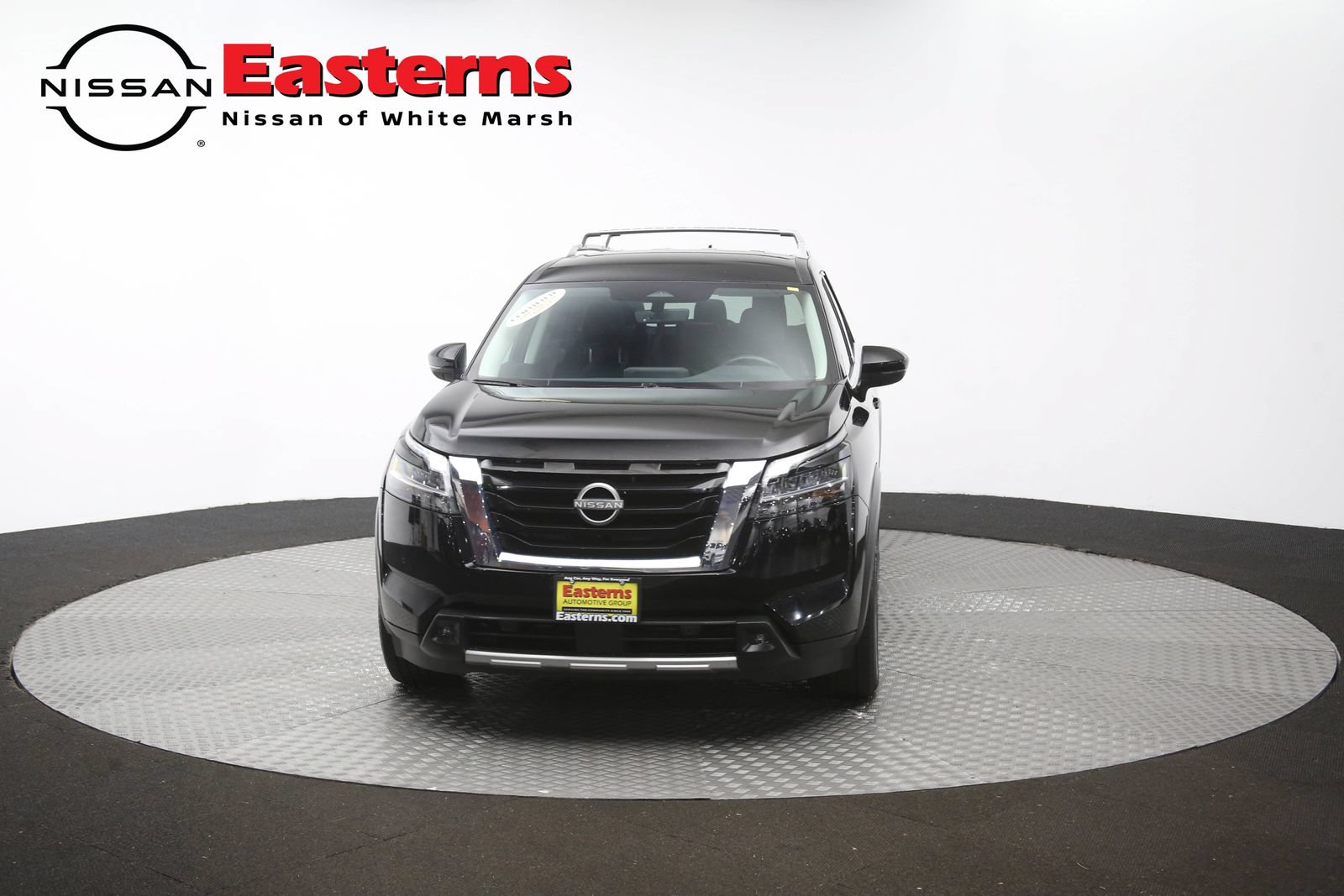 Used 2023 Nissan Pathfinder SL AWD/4WD image 53