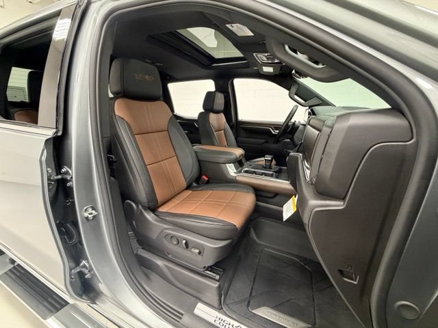 Certified 2024 Chevrolet Silverado 1500 High Country w/ High Country Premium Package AWD/4WD image 28