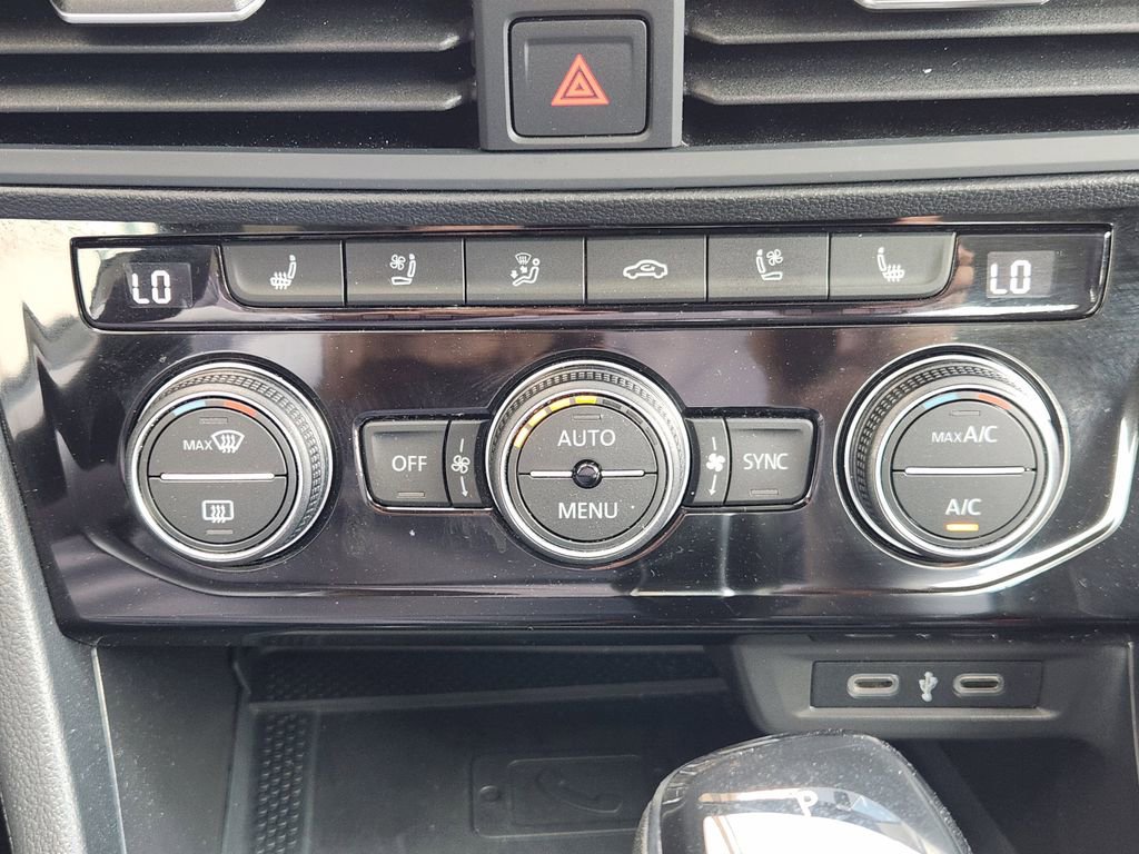 Used 2022 Volkswagen Jetta SEL image 18