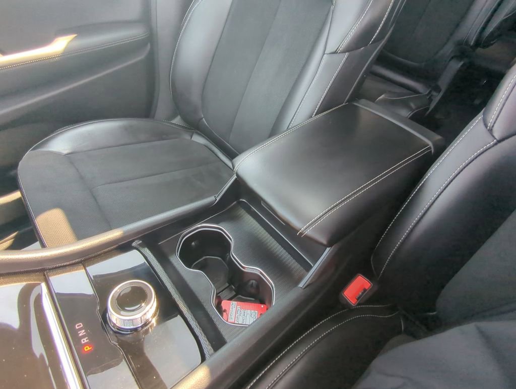 Used 2025 Jeep Grand Cherokee L Laredo AWD/4WD image 27