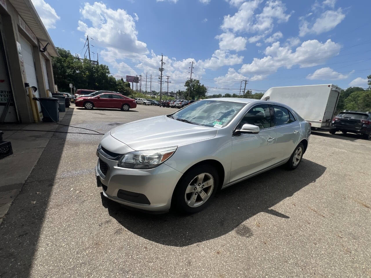 Used 2016 Chevrolet Malibu LT image 5