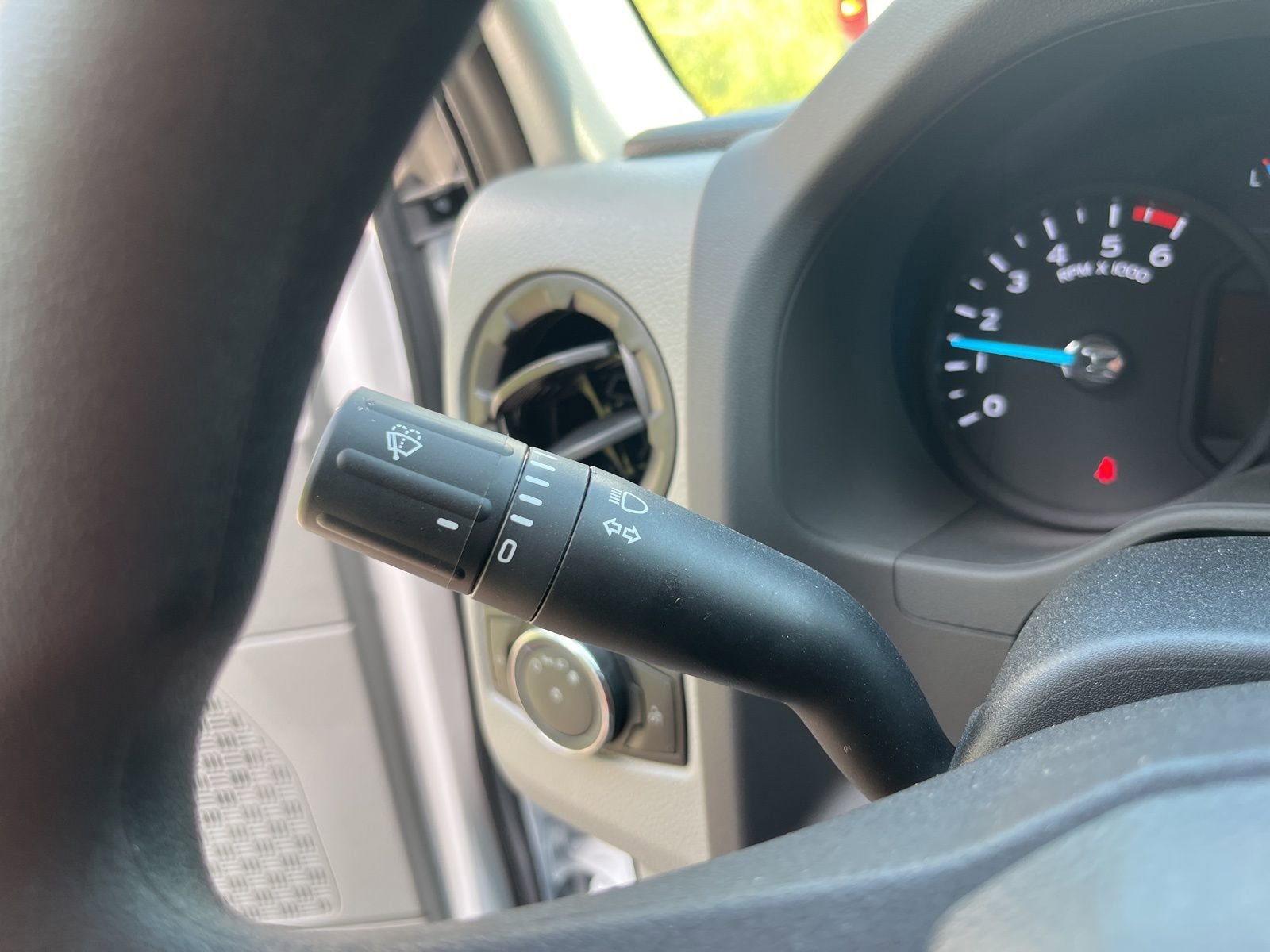 New 2026 Ford E-350 and Econoline 350 Super Duty w/ Power Equipment Group image 9