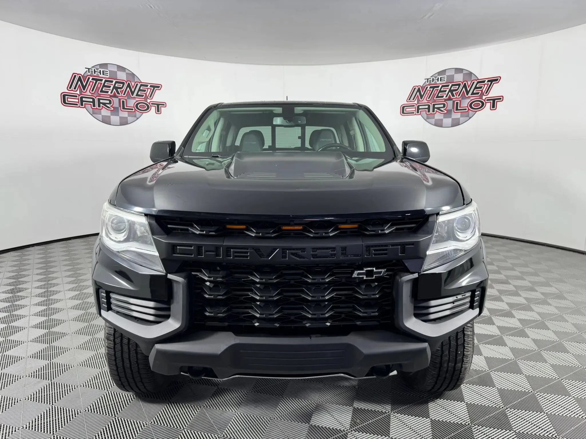 Used 2017 Chevrolet Colorado ZR2 AWD/4WD image 2