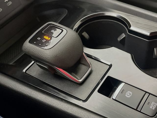 Used 2025 Nissan Rogue SV AWD/4WD image 17