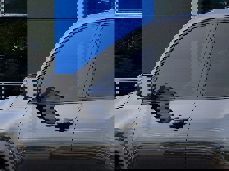 New 2026 Chevrolet Equinox LT image 36