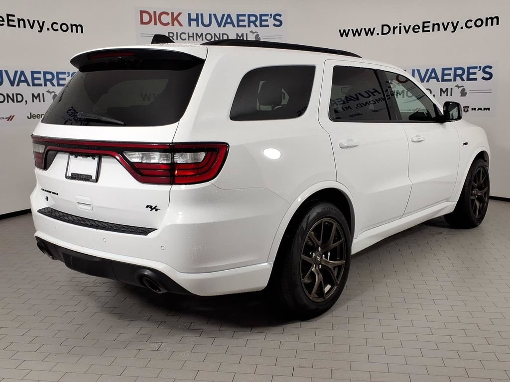 Used 2025 Dodge Durango R/T AWD/4WD image 4