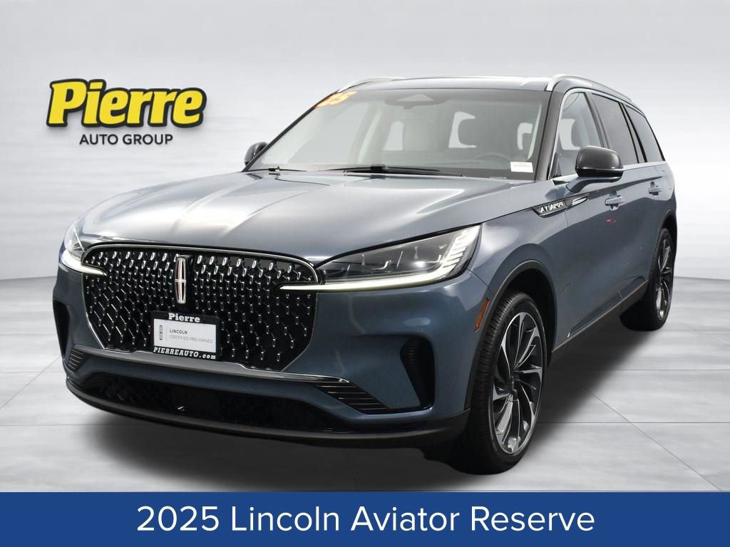 Used 2025 Lincoln Aviator Reserve w/ Equipment Group 201A image 1