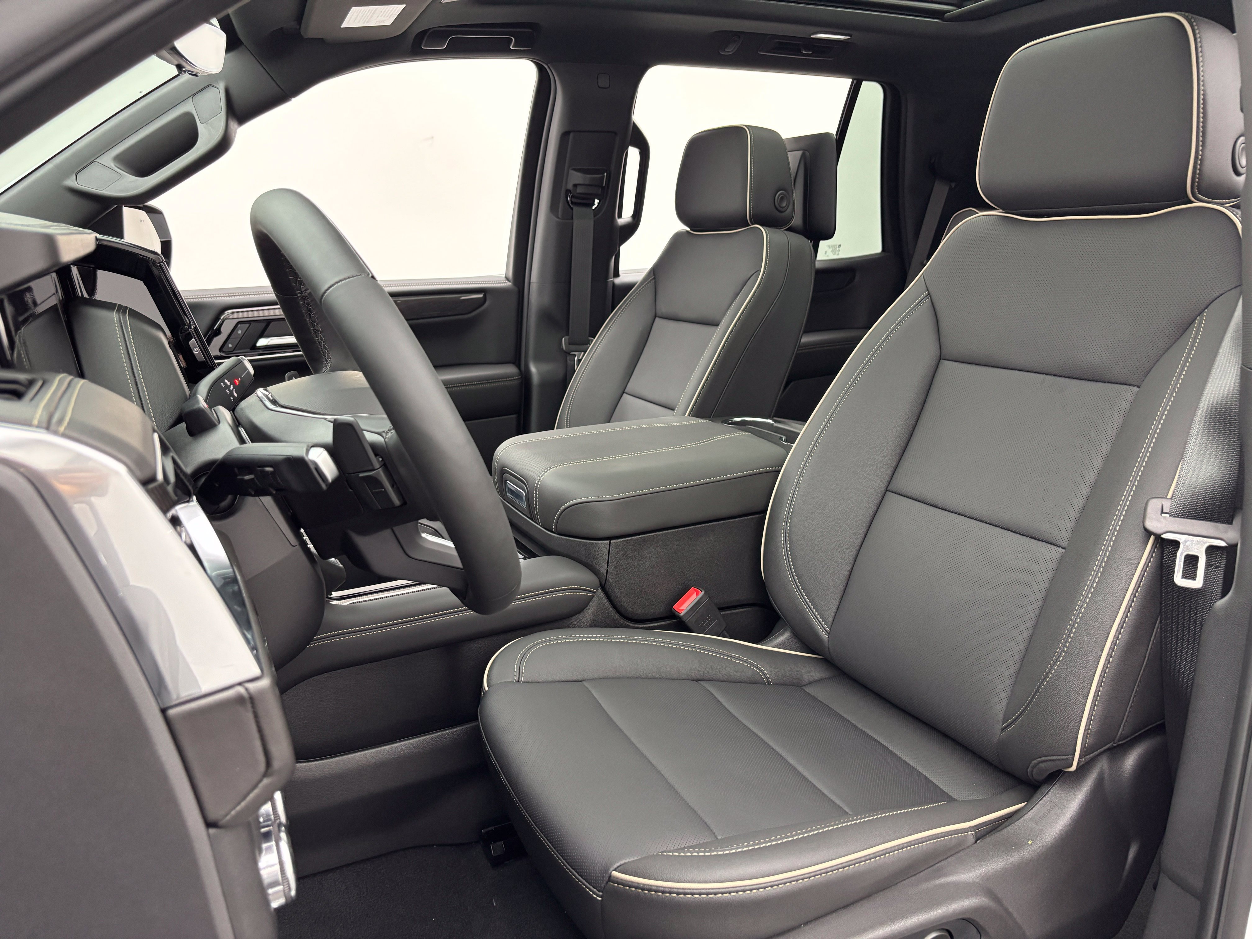 New 2026 GMC Yukon Elevation w/ Elevation Premium Package AWD/4WD image 22