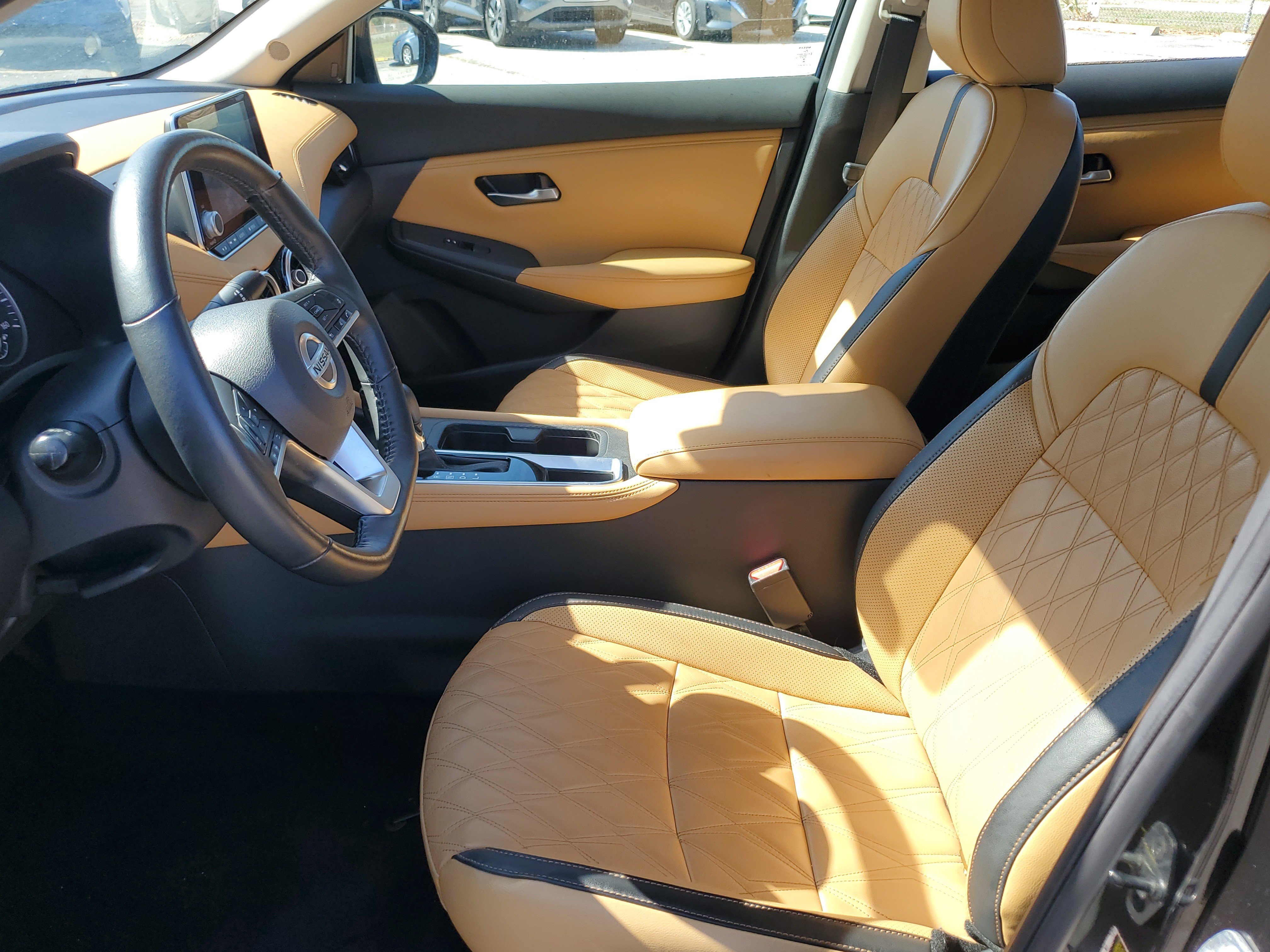 Used 2023 Nissan Sentra SV w/ SV Premium Package FWD image 10
