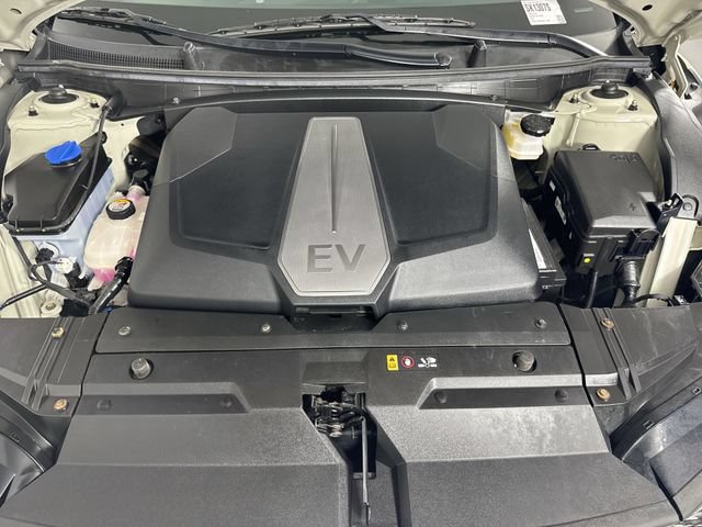 Used 2023 Kia EV6 Wind w/ Wind Technology Package AWD/4WD image 27