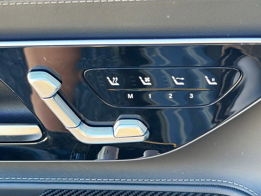 Used 2022 Mercedes-Benz SL 63 AMG 4MATIC image 28