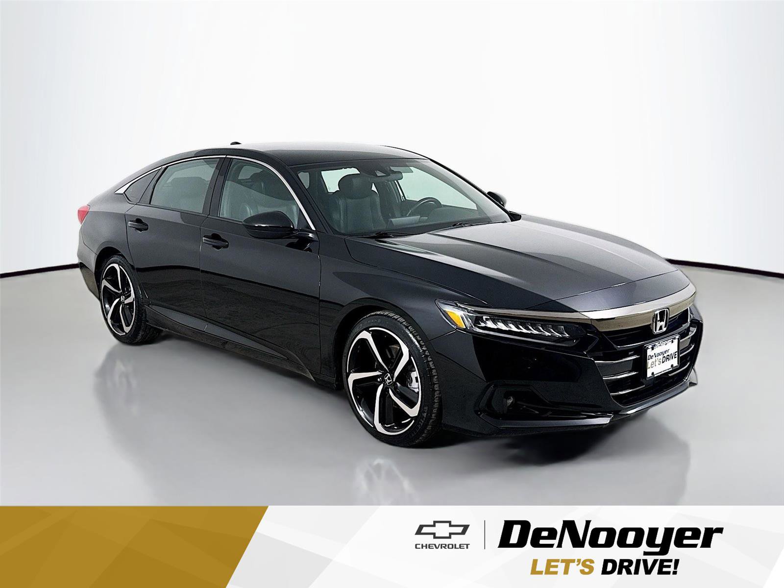 Used 2022 Honda Accord Sport image 1