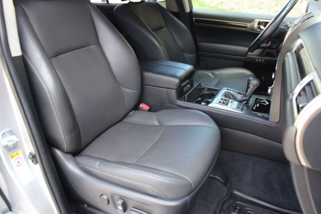 Used 2017 Lexus GX 460 AWD/4WD image 23