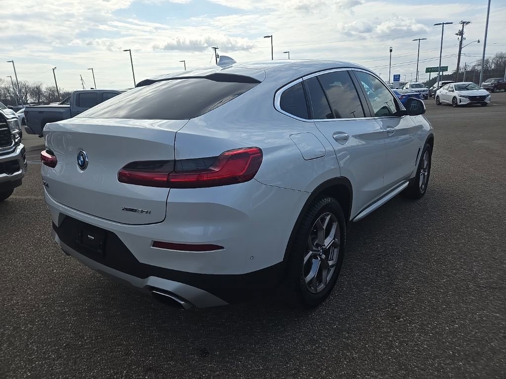 Used 2022 BMW X4 xDrive30i w/ Premium Package image 7