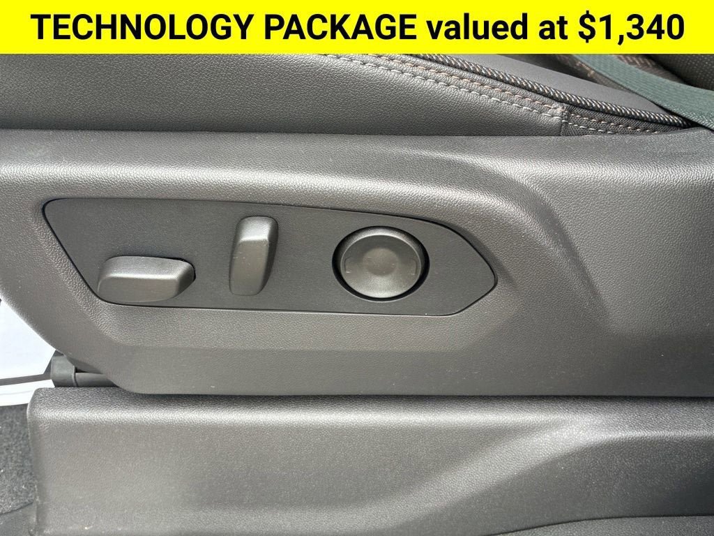 New 2026 Chevrolet Silverado 1500 High Country w/ Technology Package AWD/4WD image 3