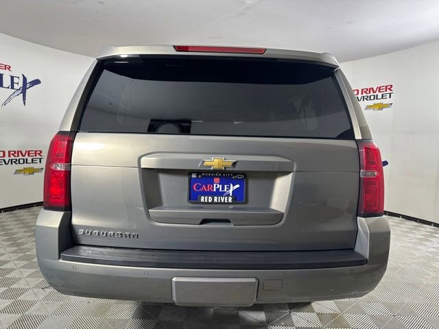 Used 2019 Chevrolet Suburban LT w/ Luxury Package image 7