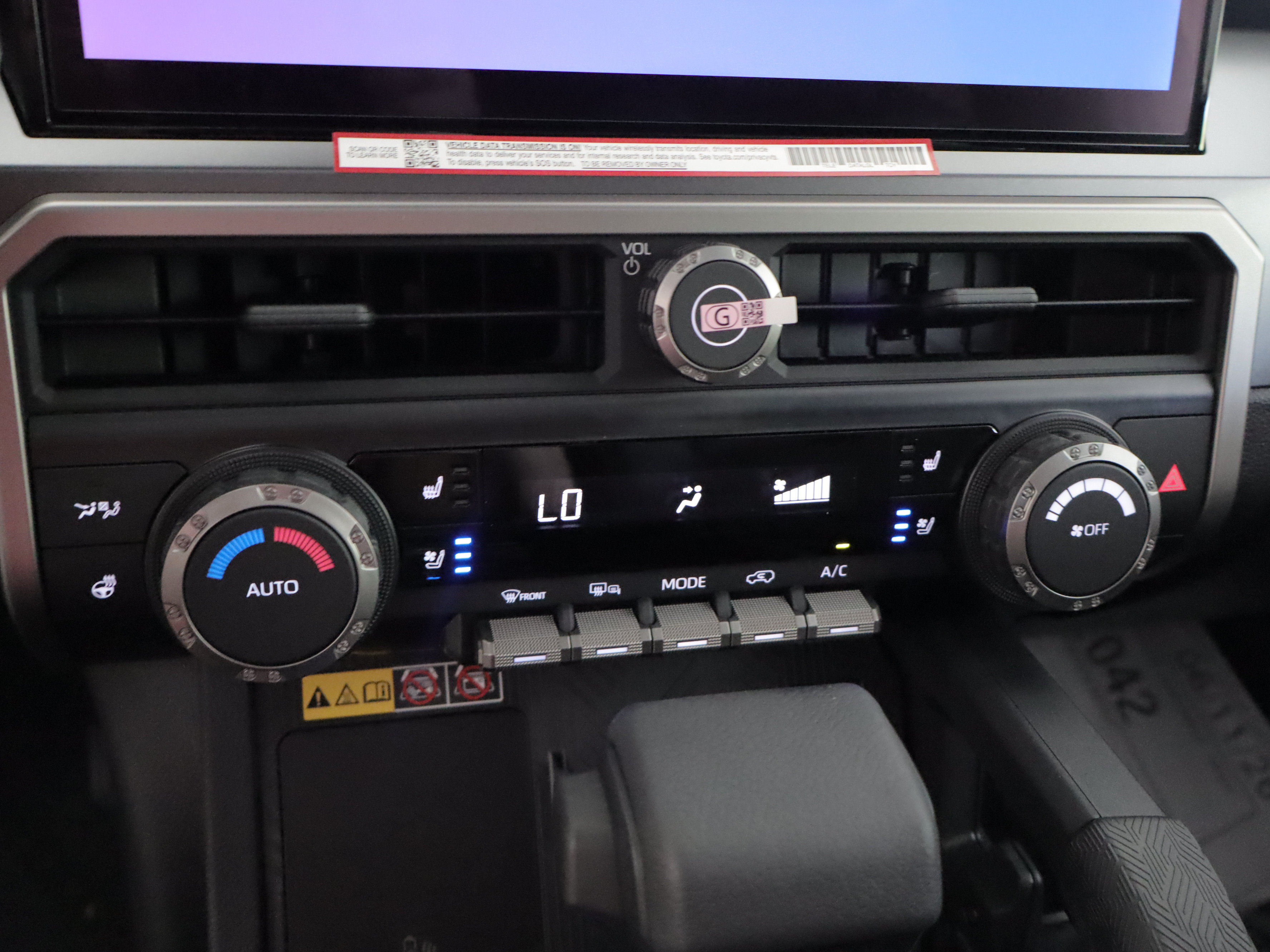 New 2026 Toyota 4Runner TRD Off-Road Premium AWD/4WD image 17