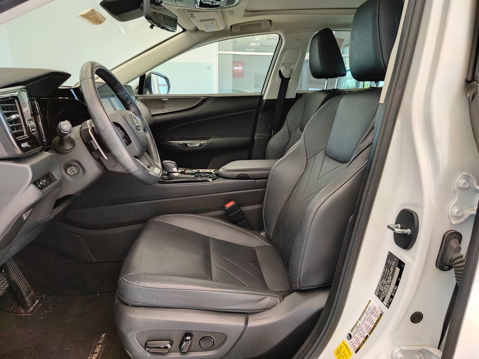 Used 2022 Lexus NX 350h AWD w/ Vision Package image 9
